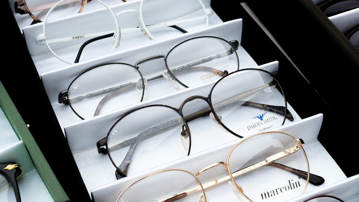 Tips for Longevity When Caring for Eyeglasses